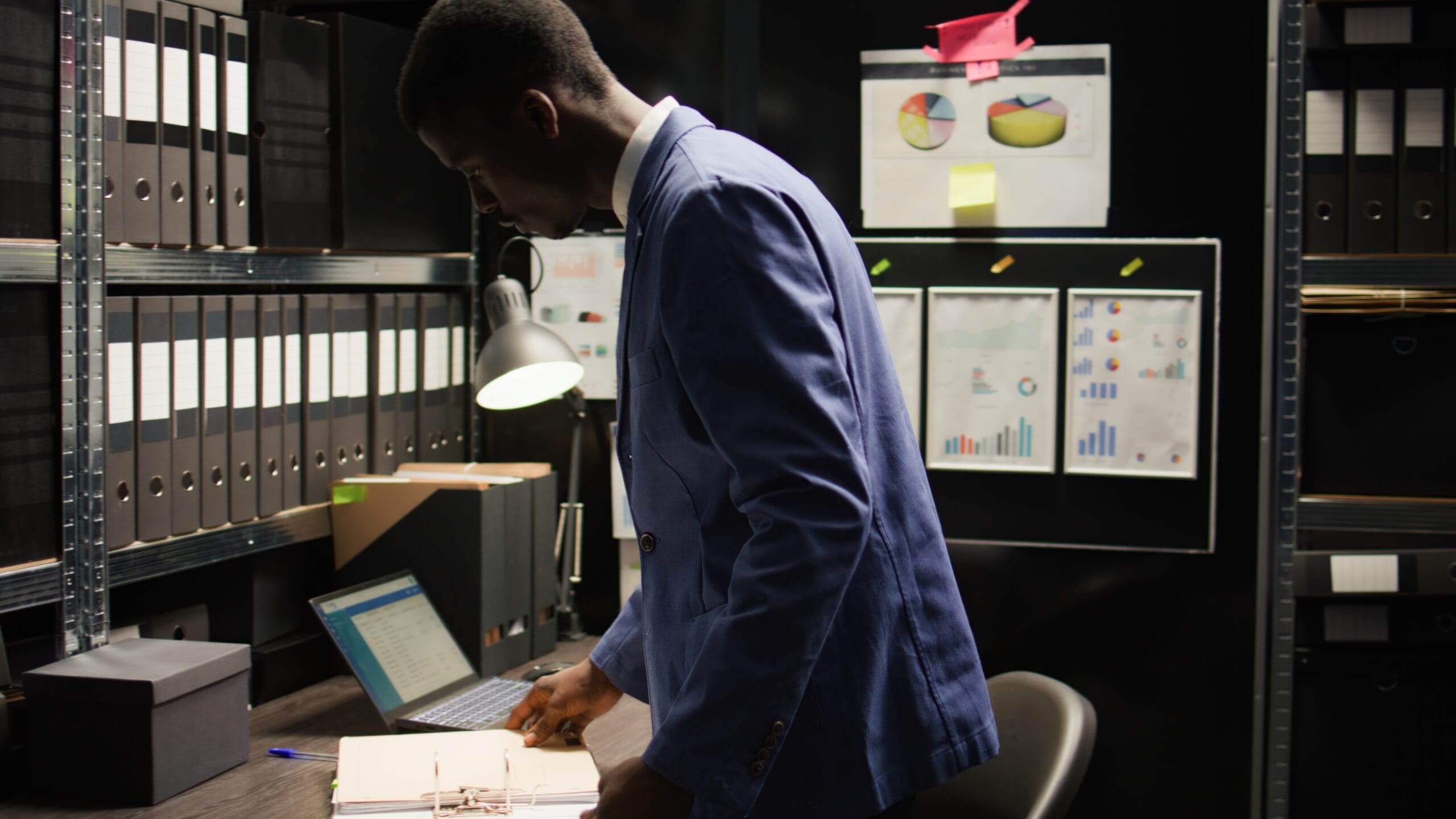 How to Become a Private Investigator